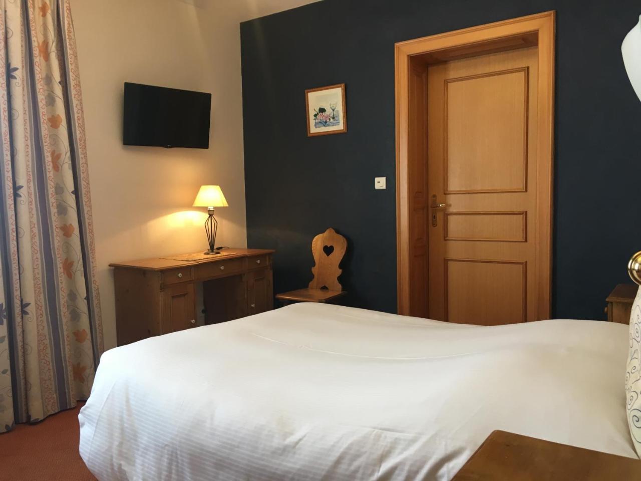 Hotel-Restaurant A La Couronne Kilstett Eksteriør bilde
